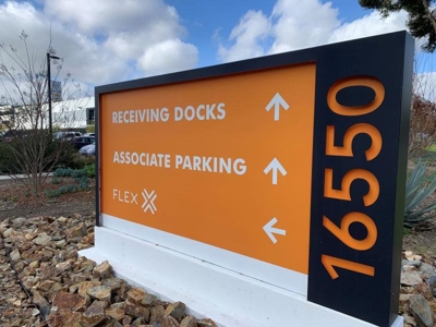 outdoor signs Photo